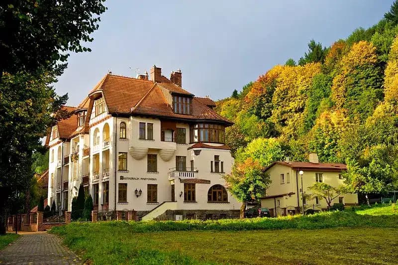 Dom Seniora Piastów Gród — komfortowe warunki